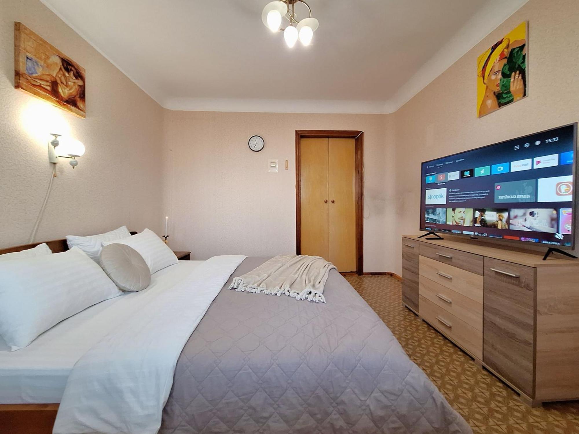 4 Ліжка З Балконом Документи Для Відряджень Мережа Alex Apartments Безконтатне Заселення 24-7 بولتافا المظهر الخارجي الصورة